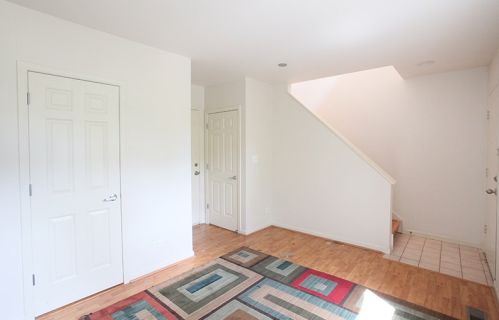 729 Blackhawk St, Chicago IL  60610-1170 exterior