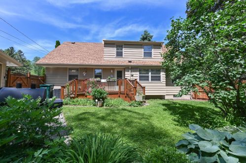 6045 Ironwood Ln, Milwaukee, WI 53217-4424