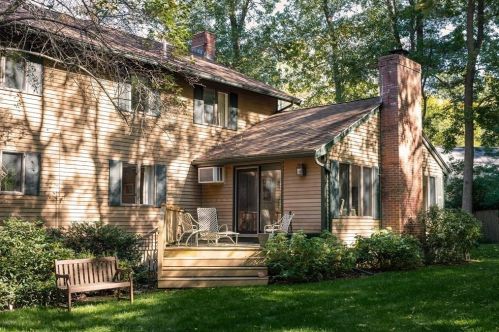 239 Argilla Rd, Ipswich MA 01938-2615 exterior