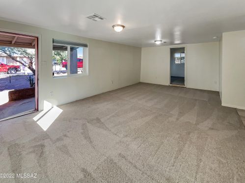 820 32nd St, Tucson AZ  85713-3615 exterior