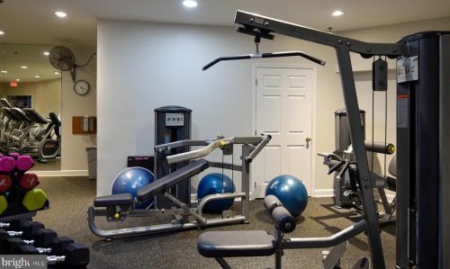 1201 Wilkes St, Alexandria VA 22314-5907 exterior