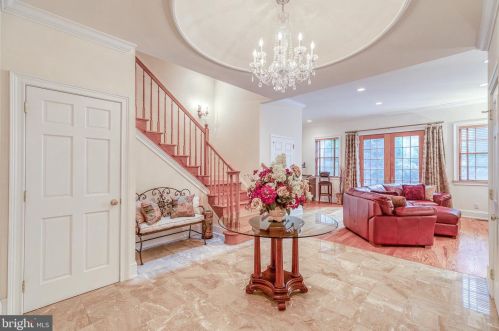 124 Bainbridge St, Philadelphia PA 19147-1866 exterior