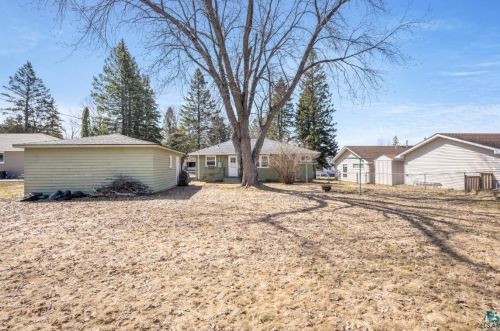 23 Owatonna St, Duluth MN 55803-1740 exterior