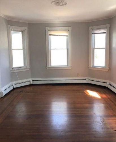 28 Whitney St, Providence RI  02907-3631 exterior