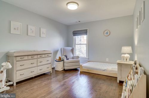 6636 Hampton View Pl, Mc Lean VA 22101-6003 exterior