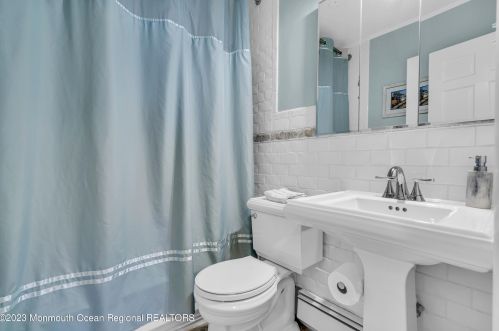 232 Milltown Rd, Springfield NJ 07081-2411 exterior