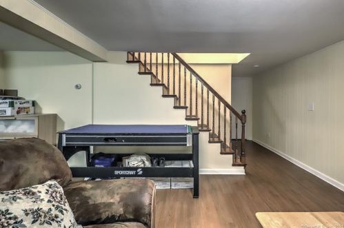 320 Anderson Ave, Milford CT 06460-7004 exterior