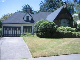 2225 33 St, Portland OR  97212-4963 exterior