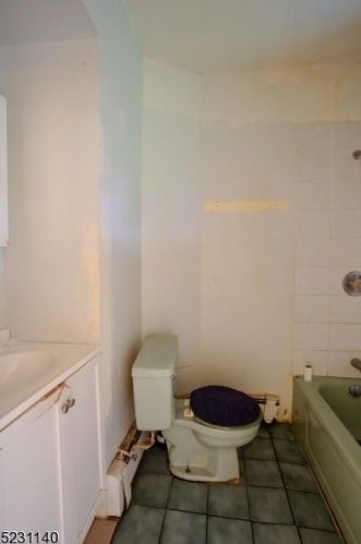 32 Butler St, Paterson NJ 07524-1926 exterior