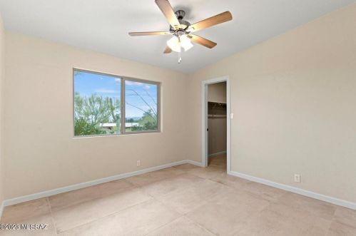 5862 Camino Arenosa, Tucson AZ  85718-4650 exterior