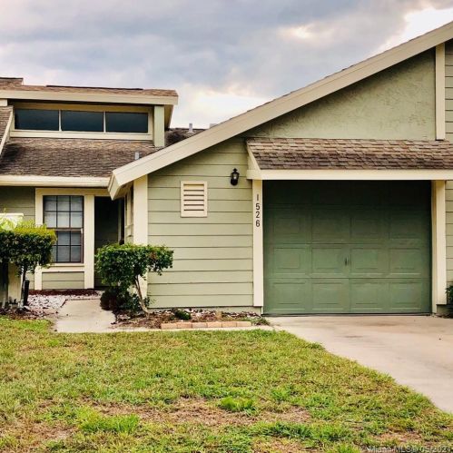 1526 Talbrook Ct, Fort Pierce, FL 34952-4280