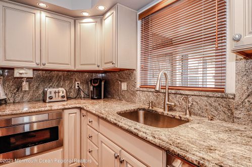 16 Troilus Dr, Old Bridge NJ 08857-2723 exterior