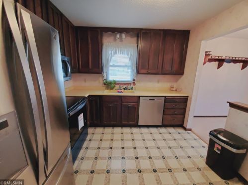 2447 Cowern Pl, Saint Paul MN 55109-4072 exterior