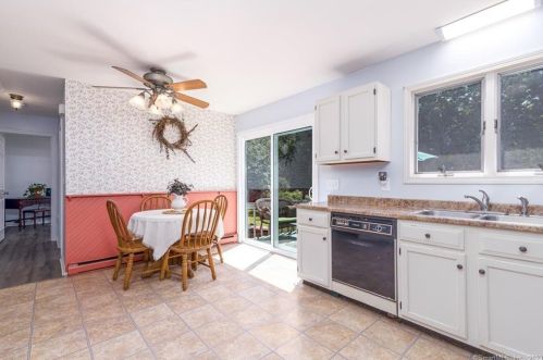 434 Putnam Pike, Killingly CT 06241-1608 exterior