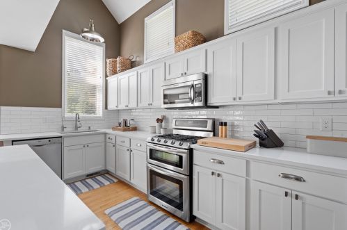 5233 Belle Riv Rd, East China MI 48054-3405 exterior