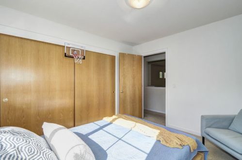 2302 Isle Royale Ln, Davis CA 95616-6617 exterior