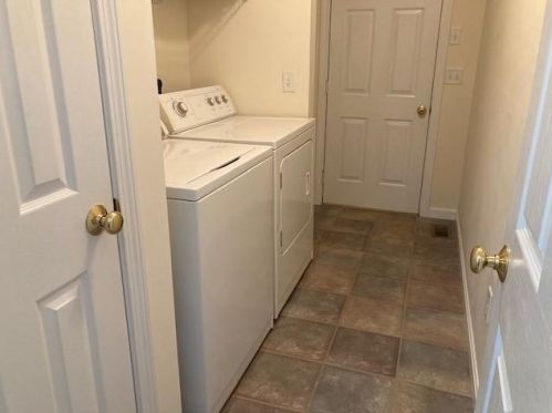 5 Fiddlehead Cir, Concord NH 03304-3730 exterior