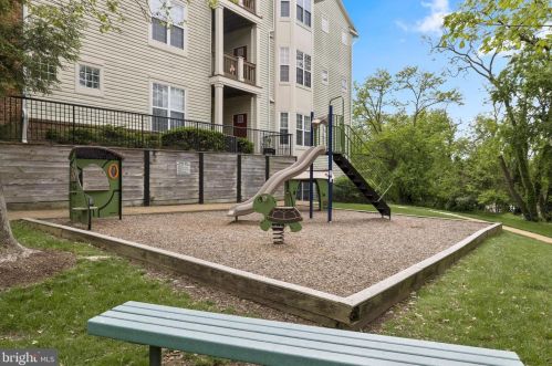 5412 Chieftain Cir, Alexandria VA 22312-2332 exterior