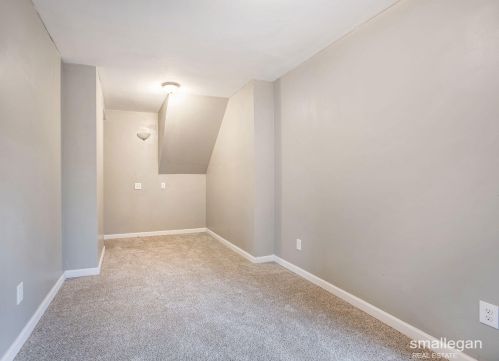 409 Washington Ave, Meskegon MI 49441-2472 exterior