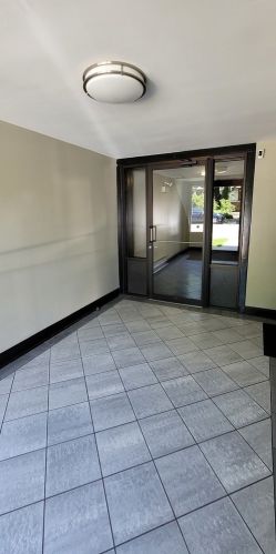 1549 Sherwin Ave, Chicago IL  60626-2127 exterior