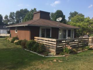 3788 Commodore Cv, Aurora, OH 44202-9032