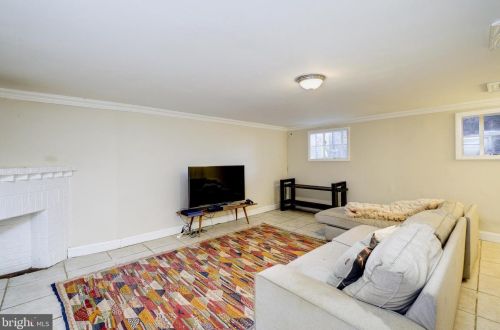 322 Emerson St, Washington DC 20011-4110 exterior