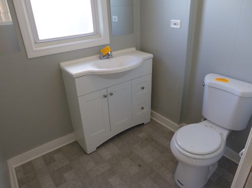 2112 24 Ave, Broadview IL 60155-2824 exterior