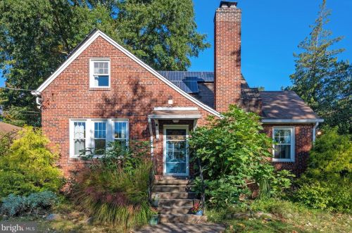 3670 Camden St, Washington, DC 20020-1224