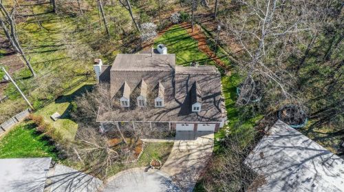 2332 Divot Dr, Saint Louis MO 63131-3240 exterior