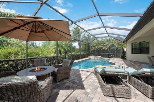 9351 Vercelli Ct, Naples FL 34113-7748 exterior