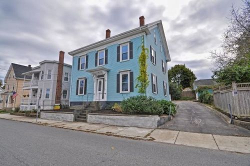 45 Aborn St, Peabody, MA 01960-6042