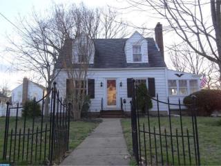 713 Chestnut St, Palmyra, NJ 08065-2509
