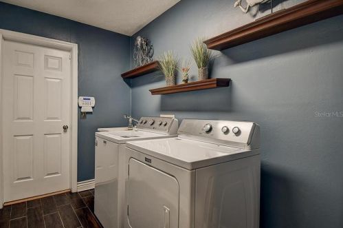 2115 Fore Dr, Tampa FL 33612-5006 exterior