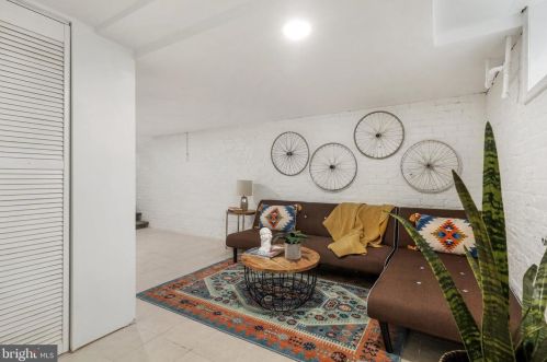 321 I St, Washington DC 20003-3470 exterior