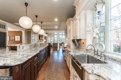 1593 Wrightstown Rd, Upper Makefield PA 18940-2814 exterior