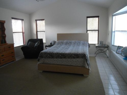 3371 Mcmullen St, Fort Pierce FL 34953-4834 exterior