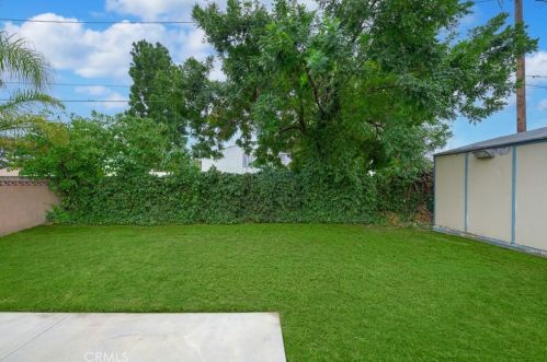 2106 Carol Dr, Fullerton CA 92833-3010 exterior