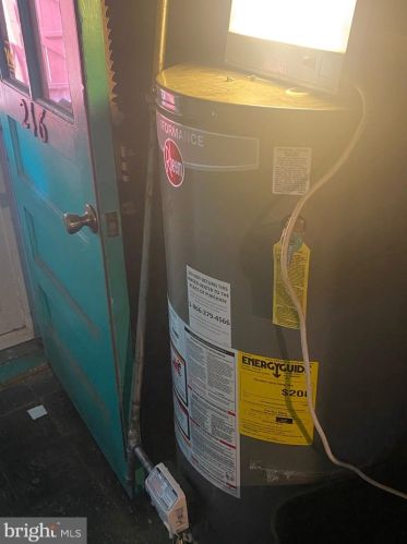 216 Tribet Pl, Darby PA 19023-3120 exterior