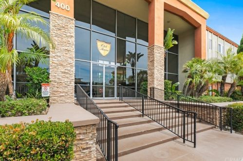 400 Acacia Ave, Fullerton CA  92831-4011 exterior