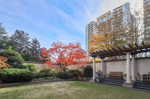 199 14th St, Atlanta GA 30318-7827 exterior