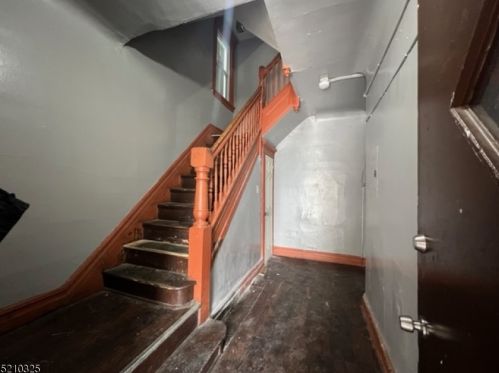 459 Irvine Turner Blvd, Newark NJ  07108-2438 exterior