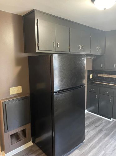 4344 69th St, Milwaukee, WI 53216-1127