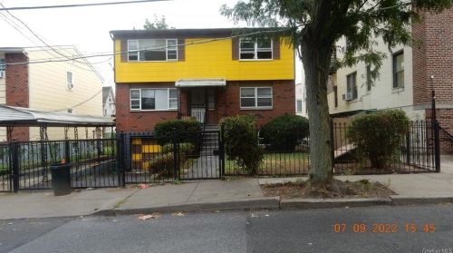 124 4th St, Mount Vernon, NY 10550-4251