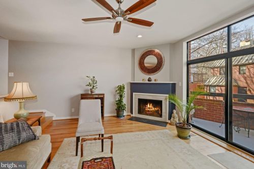 1678 Oak St, Washington DC 20010-1818 exterior