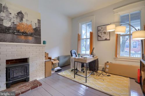 433 Walnut St, Lancaster PA 17603-3362 exterior