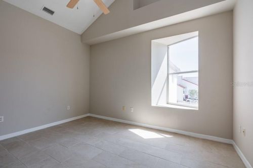 9517 Citrus Glen Pl, Tampa FL  33618-4032 exterior