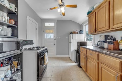 5725 Giddings St, Chicago IL 60630-2930 exterior