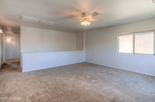 8363 Hunnic Dr, Tucson AZ 85747-5987 exterior