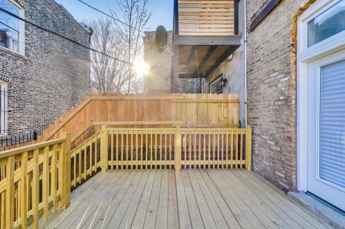 2255 Monroe St, Chicago IL  60612-2936 exterior