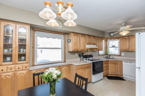 5640 Allerton Ave, Milwaukee WI 53221-2155 exterior